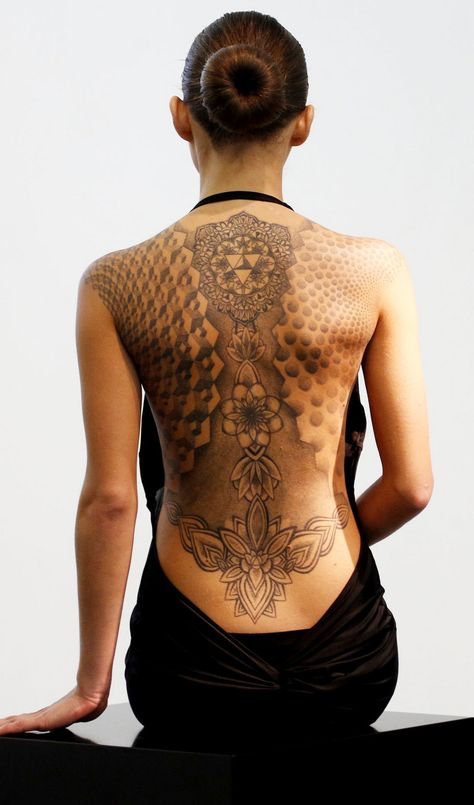 66c01eecfe44d77e1c765e15175c224b--italian-tattoos-sacred-geometry-tattoo.jpg